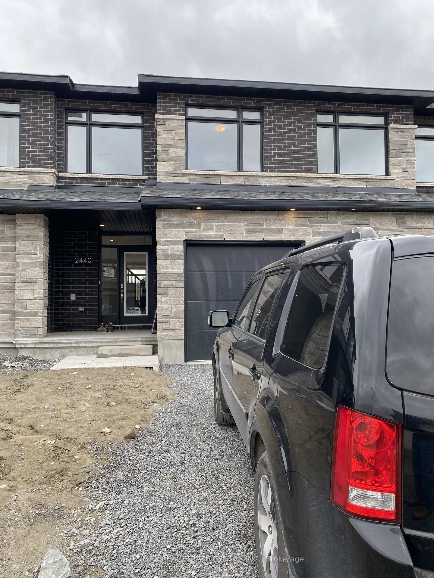 2440-goldhawk-road-ottawa-ontario-x12947868