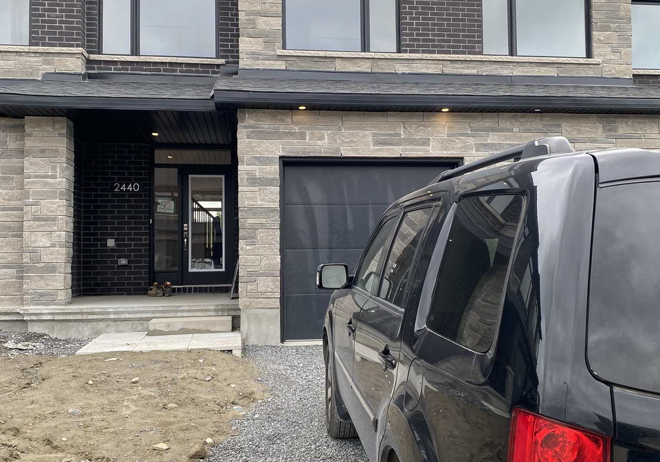 2440-goldhawk-road-ottawa-ontario-x12947868