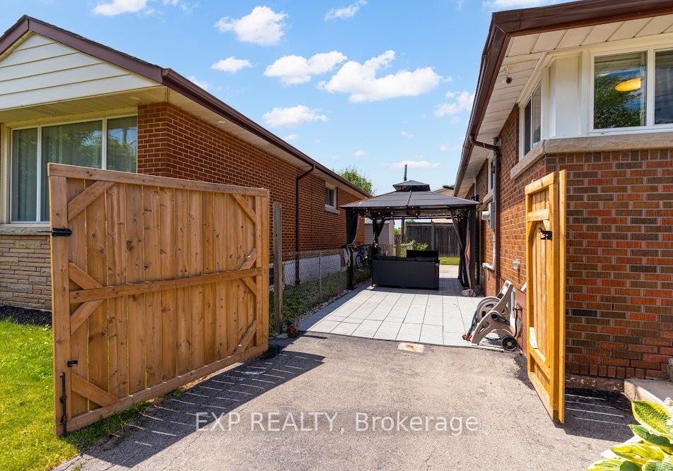 42-terrace-drive-hamilton-ontario-x12948014