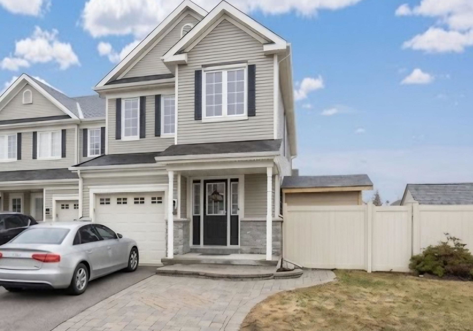 200-idlewild-private-e-ottawa-ontario-x12948384