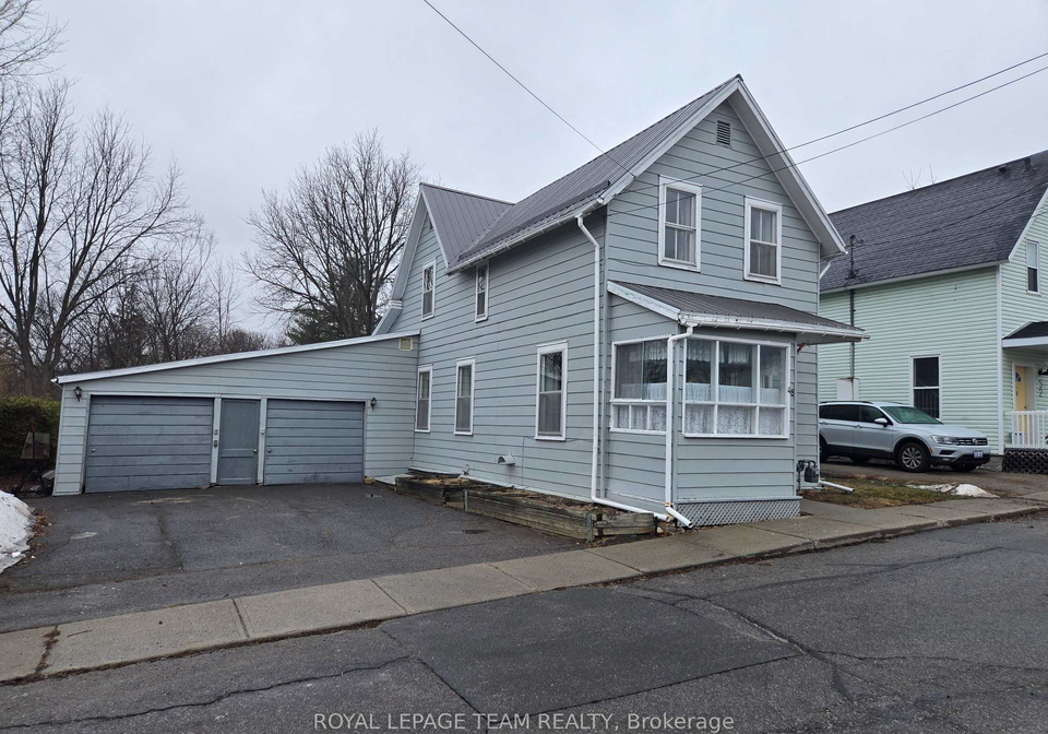 48-thomas-street-mississippi-mills-ontario-x12948402