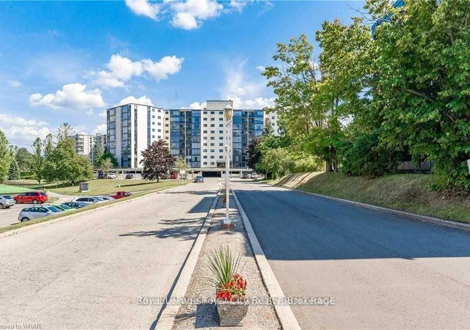 19-woodlawn-road-e-guelph-ontario-x12948438