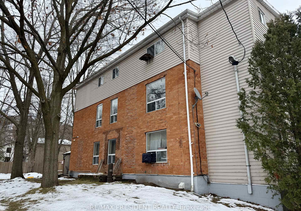 37-bond-street-s-hamilton-ontario-x12948890