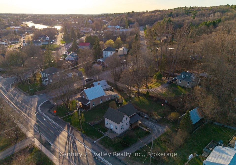 82-bonnechere-street-e-bonnechere-valley-ontario-x12949086