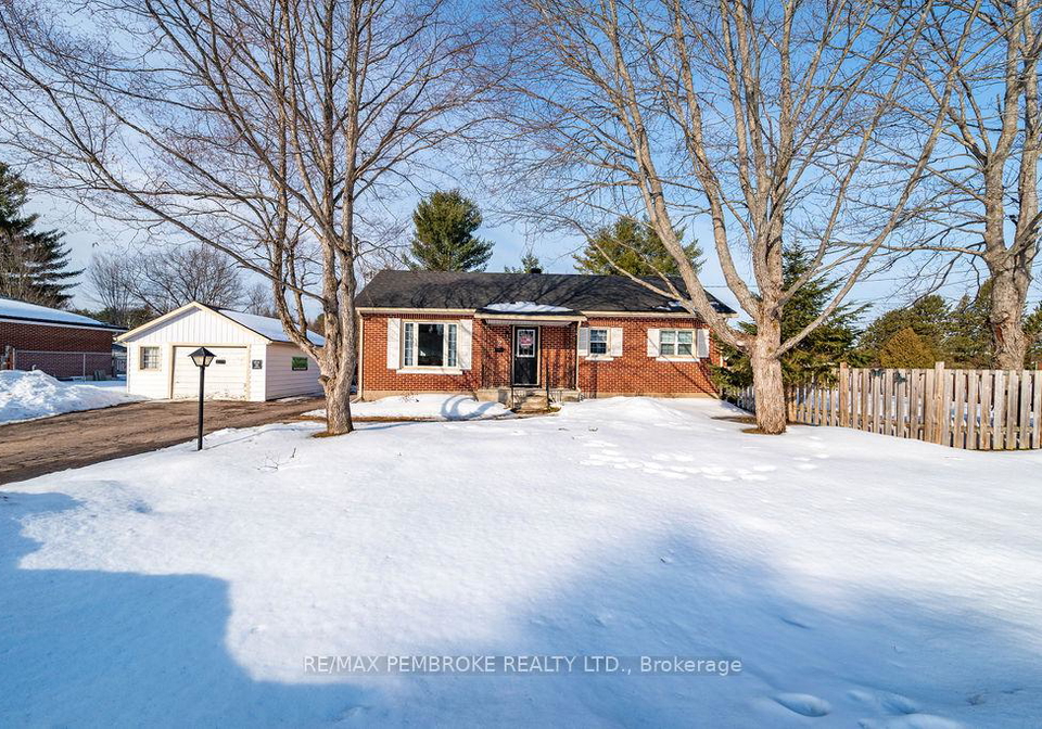 2-oelke-street-petawawa-ontario-x12949120
