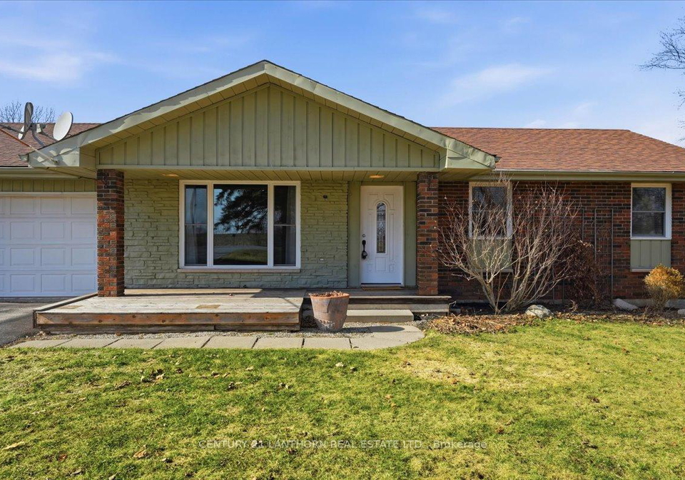 1121-harmony-road-belleville-ontario-x12949342