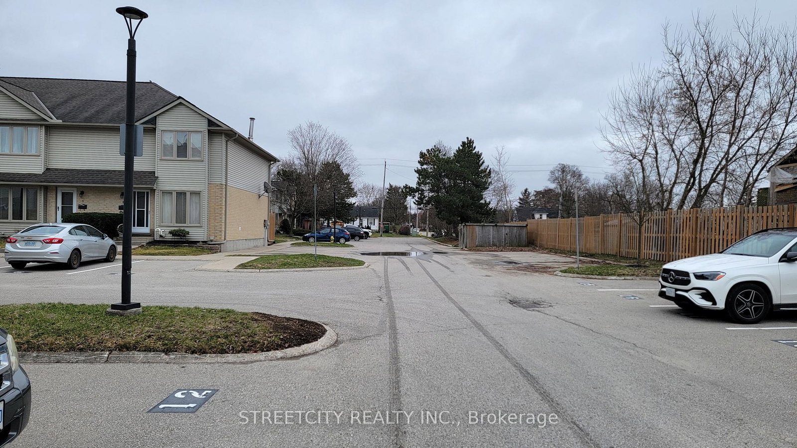 1138-kipps-lane-london-east-ontario-x12949354