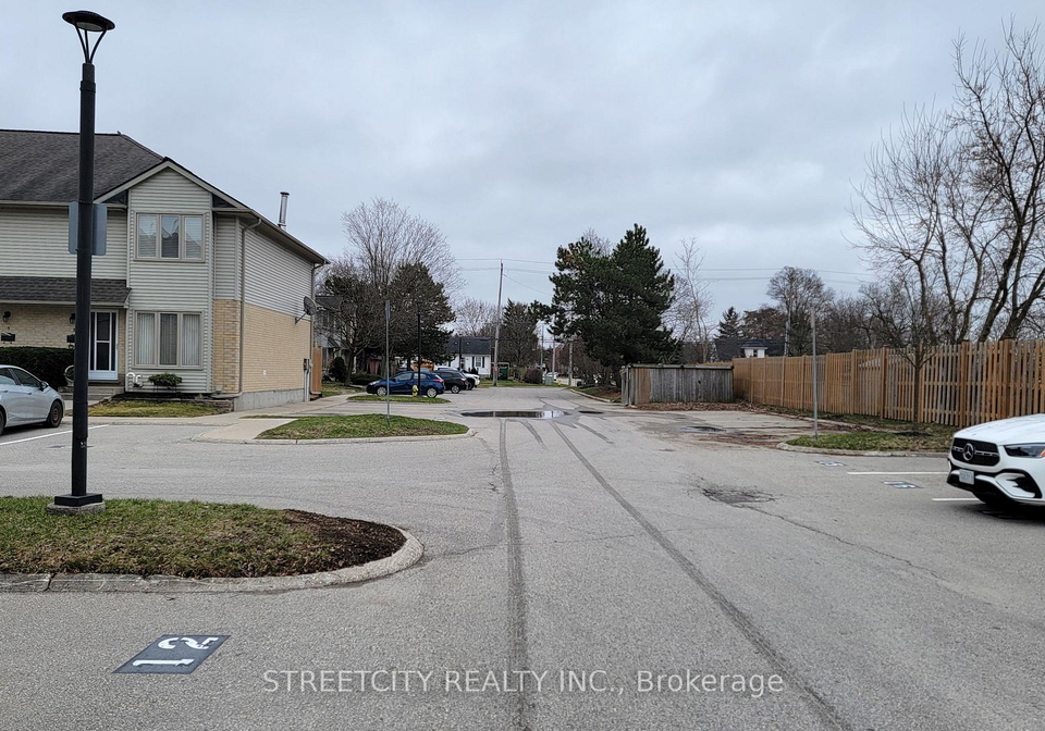 1138-kipps-lane-london-east-ontario-x12949354