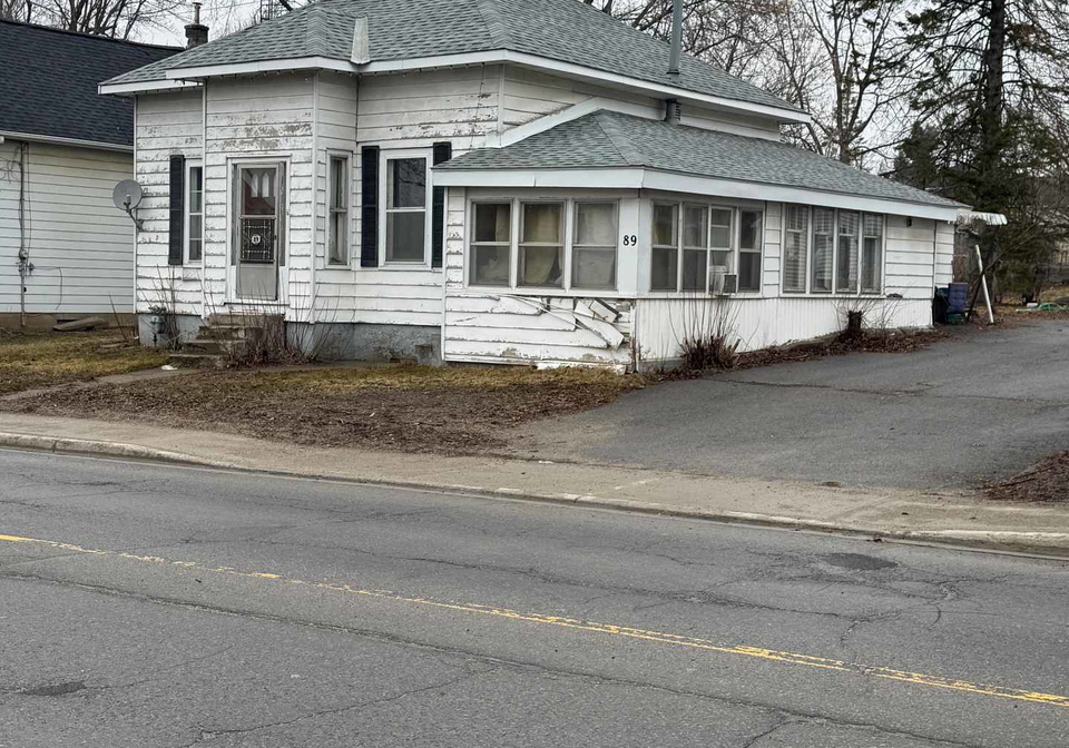 89-queen-street-smiths-falls-ontario-x12949618