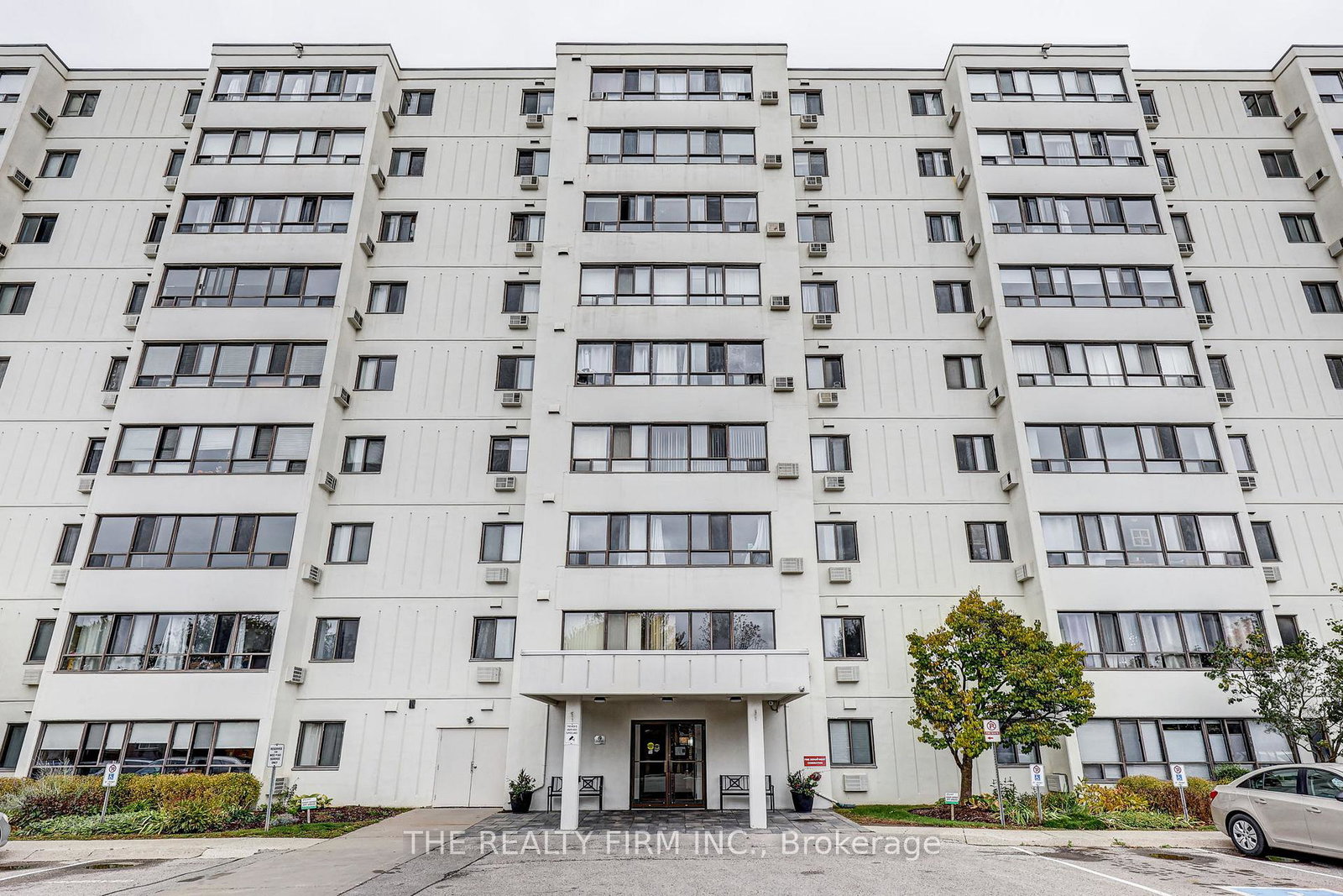135-baseline-road-w-london-south-ontario-x12949736