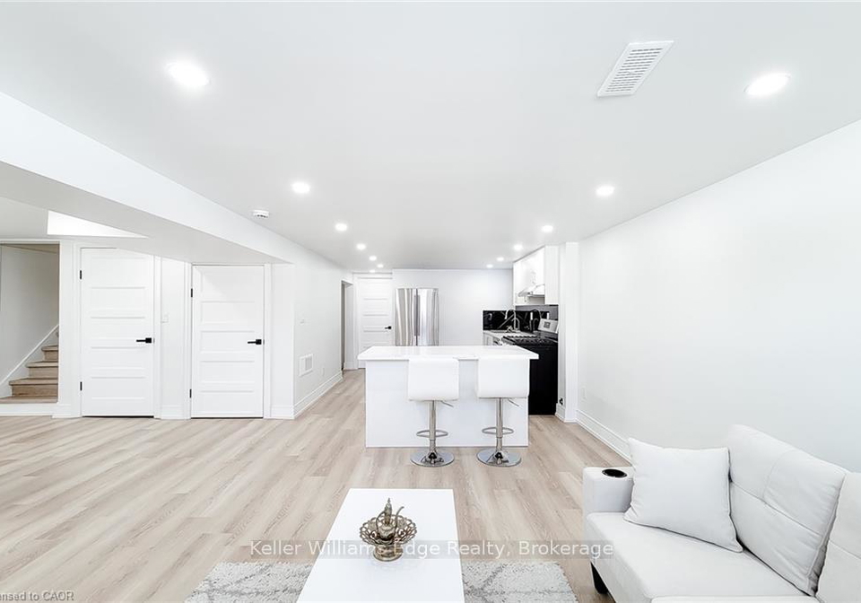 237-fernwood-crescent-hamilton-ontario-x12949774