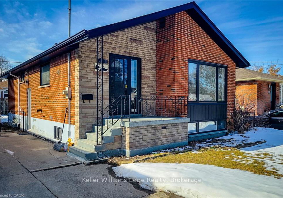 237-fernwood-crescent-hamilton-ontario-x12949774