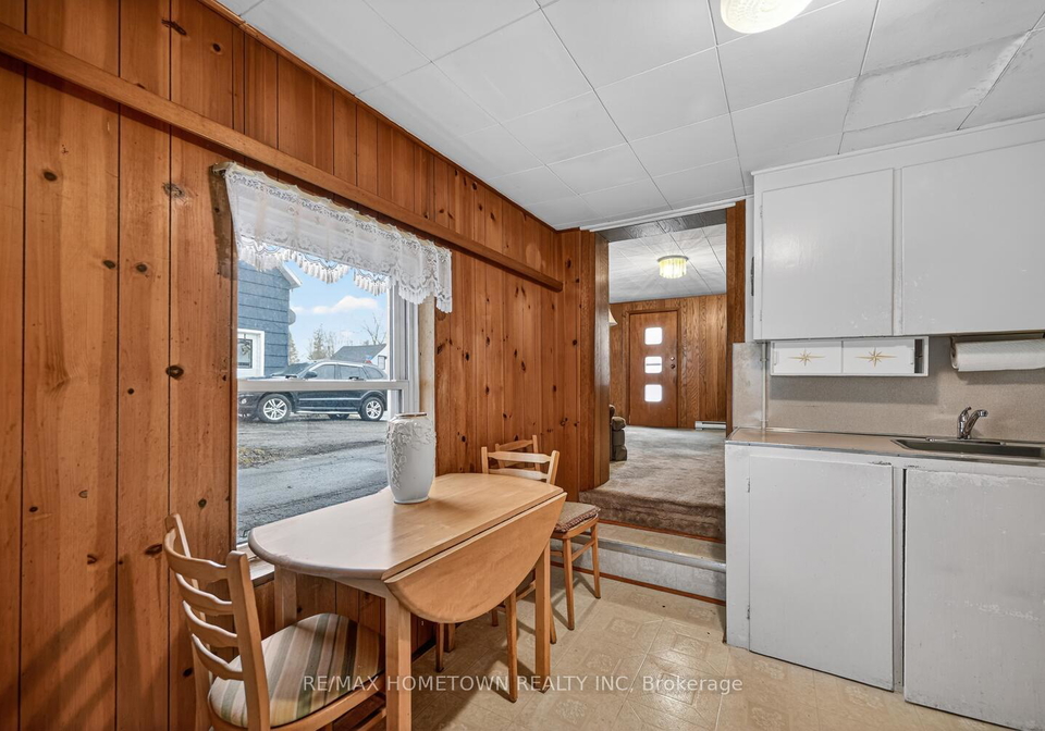 7-9-dales-avenue-brockville-ontario-x12950044