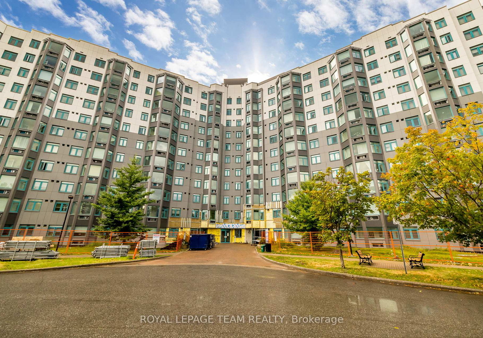 1025-grenon-avenue-ottawa-ontario-x12950064