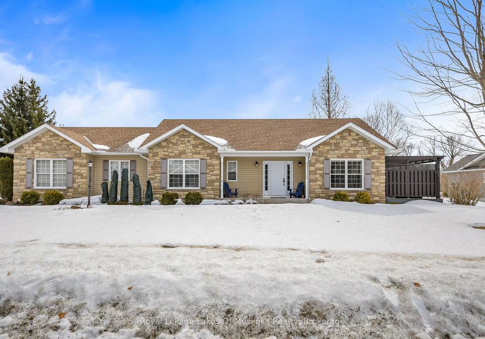 2-inveraray-court-bracebridge-ontario-x12950232