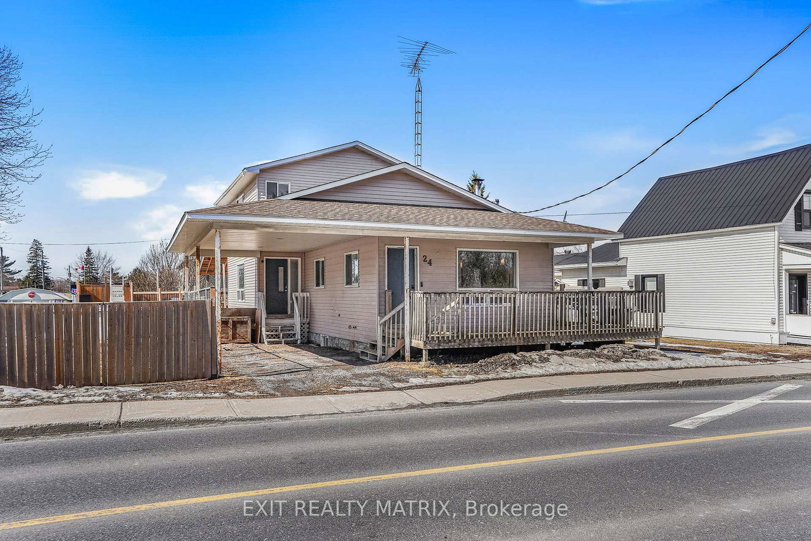 24-main-street-n-north-glengarry-ontario-x12950322