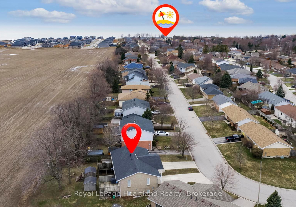25-lee-crescent-goderich-ontario-x12950356