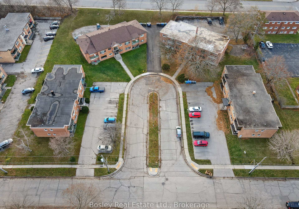 1-sunnylea-crescent-guelph-ontario-x12950372