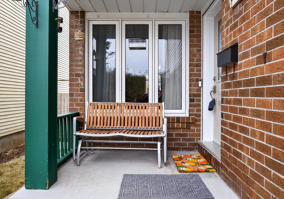 34-waterton-crescent-kanata-ontario-x12950622