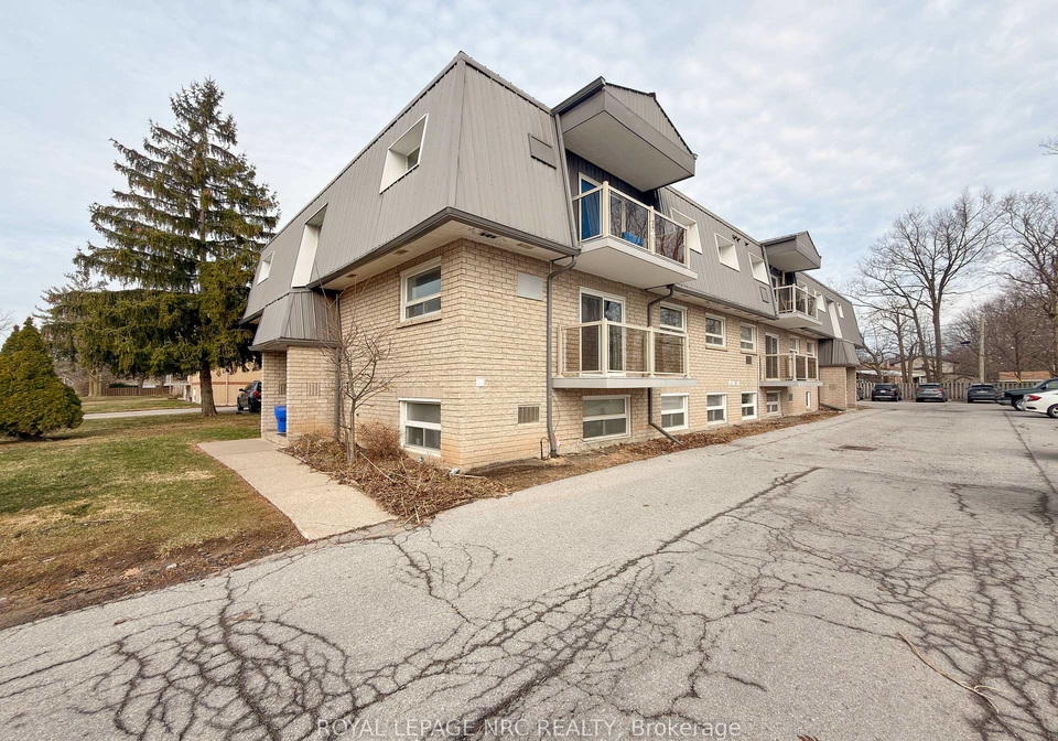 90-woodlawn-road-welland-ontario-x12950658