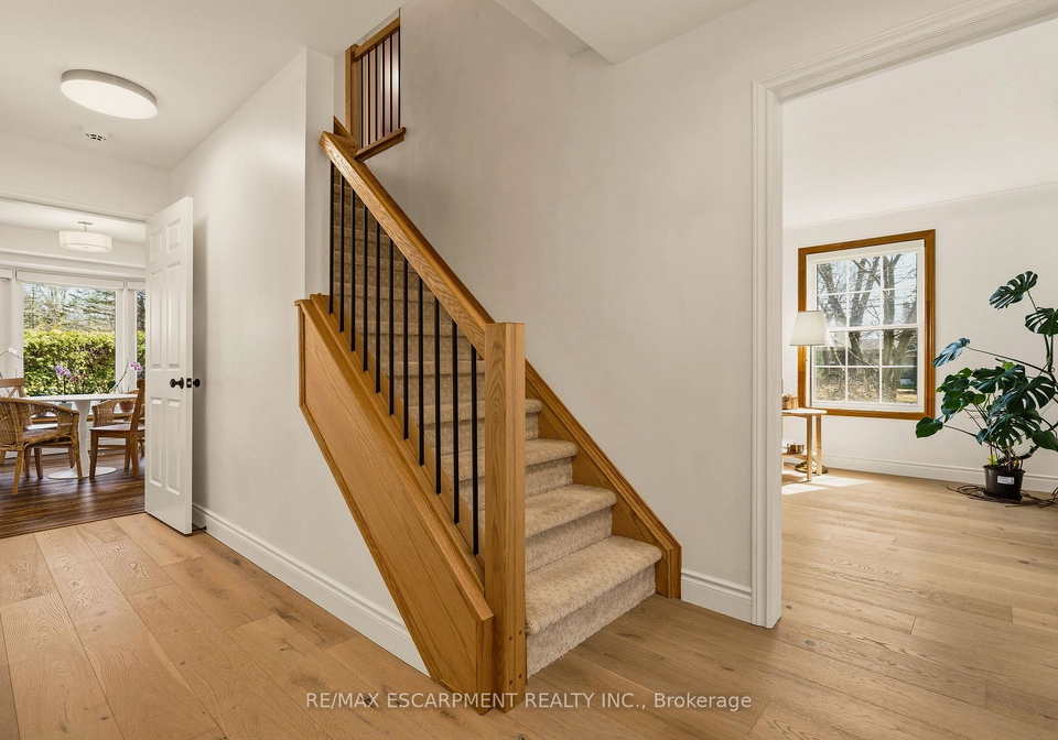 3-postans-path-hamilton-ontario-x12950662
