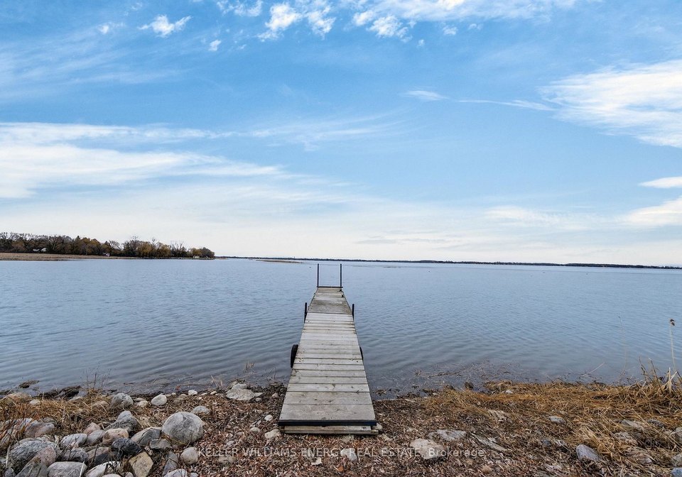 602-hiscock-shores-road-prince-edward-county-ontario-x12950724