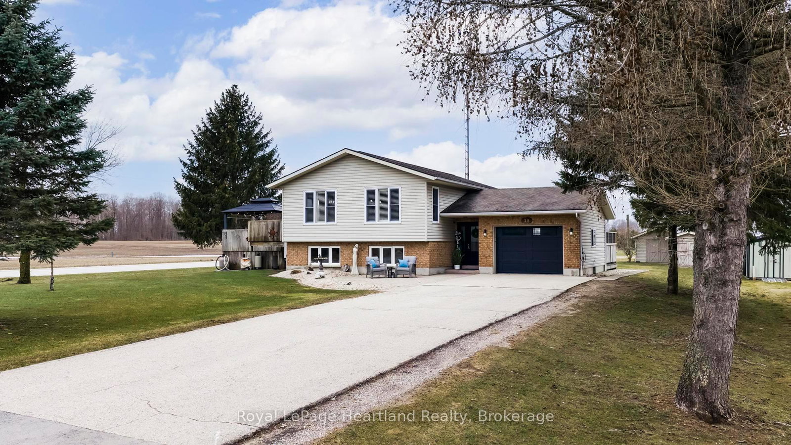 20-crawford-street-north-huron-ontario-x12950760