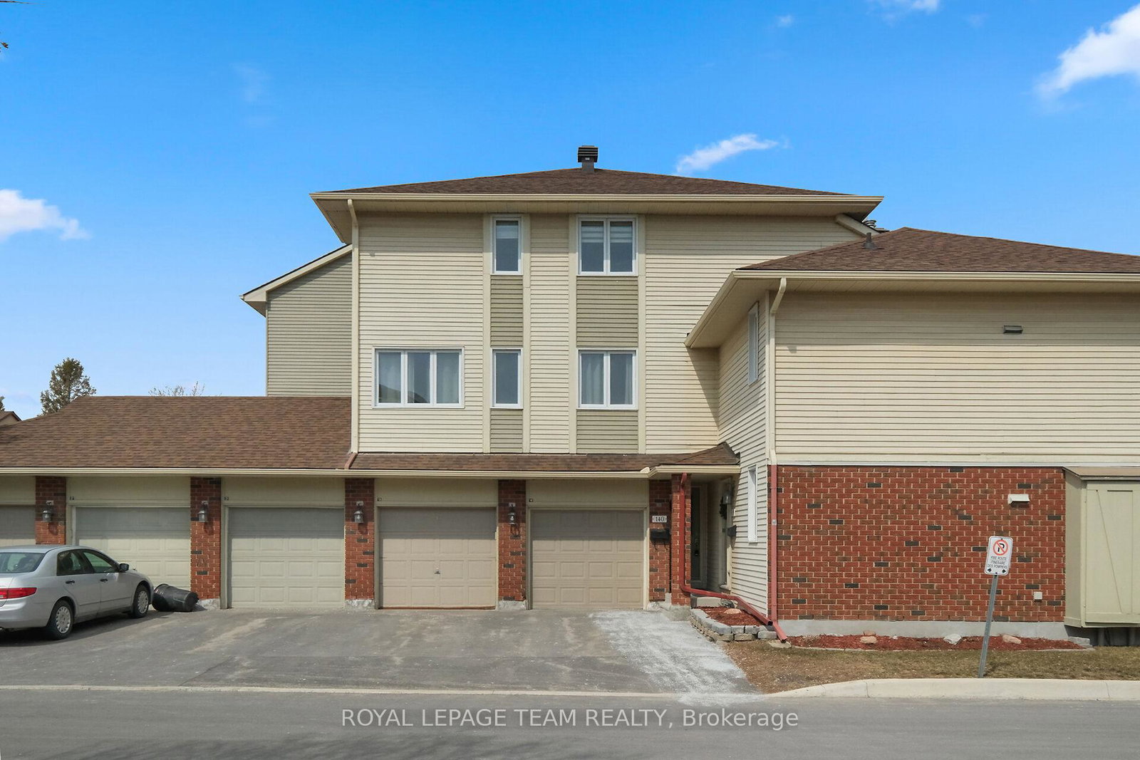 1rushford-private-ottawa-ontario-x12951110