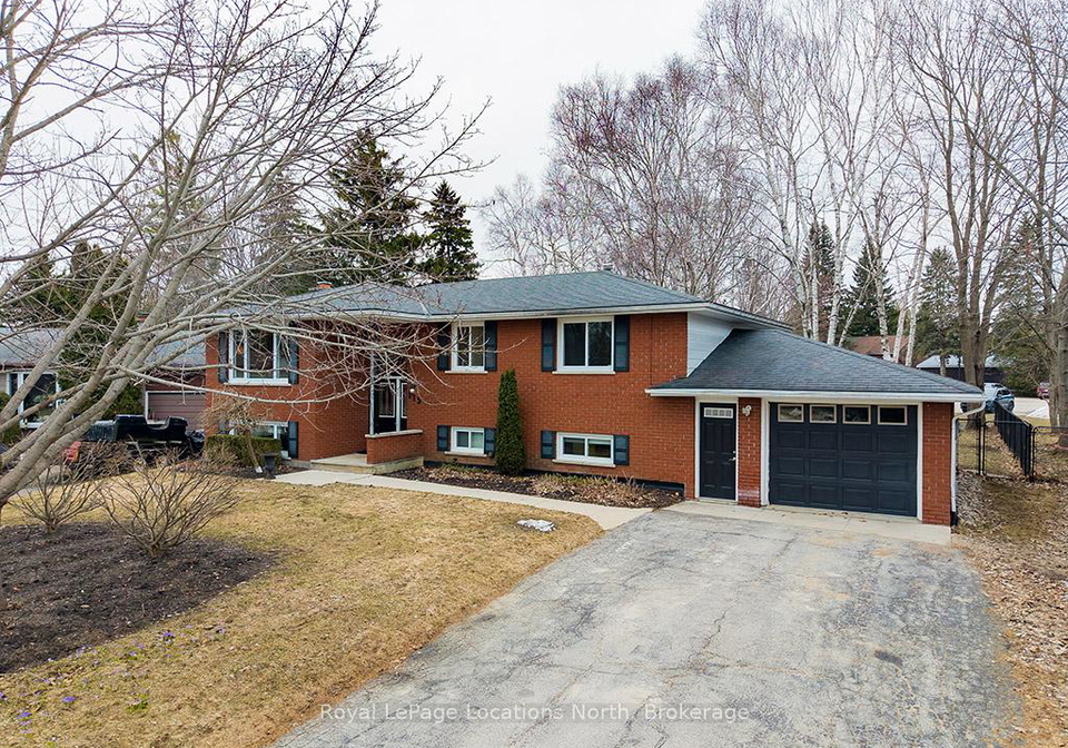 115-applevale-court-blue-mountains-ontario-x12951312