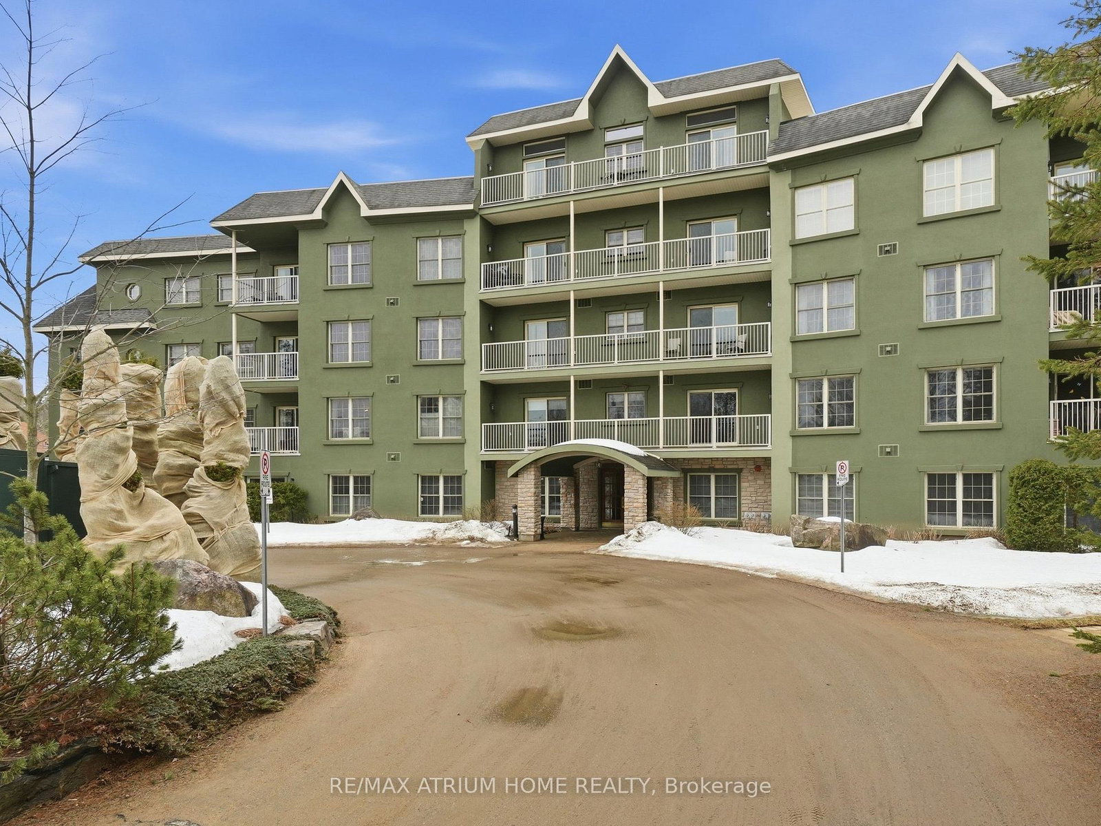 24-ontario-street-bracebridge-ontario-x12951534
