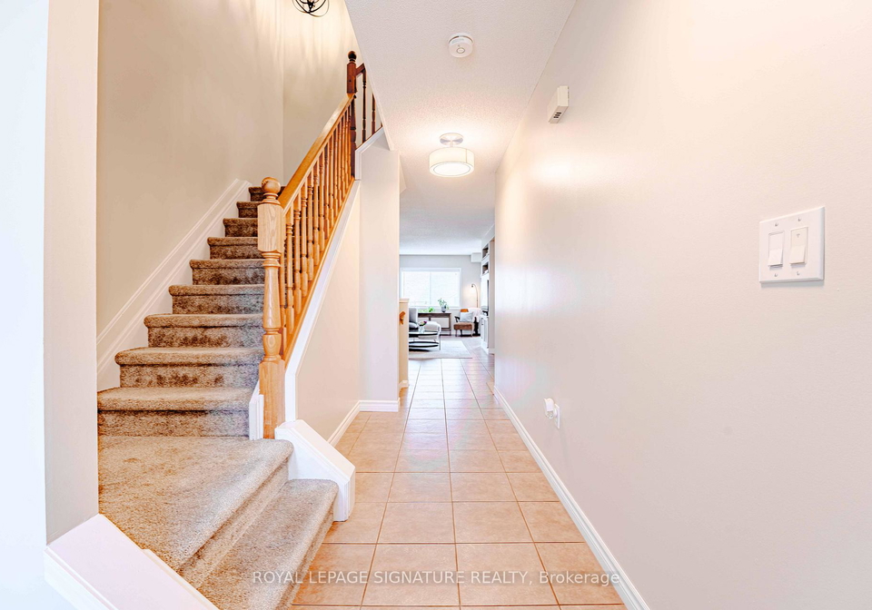 22-curzon-crescent-guelph-ontario-x12952150
