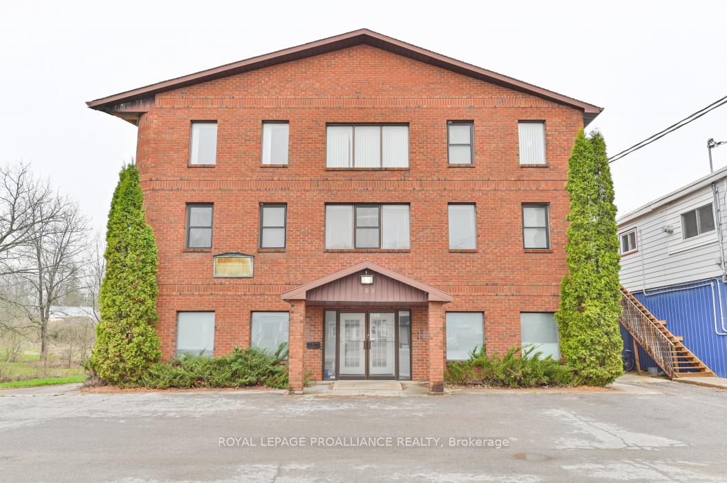 108-russel-street-centre-hastings-ontario-x12952182