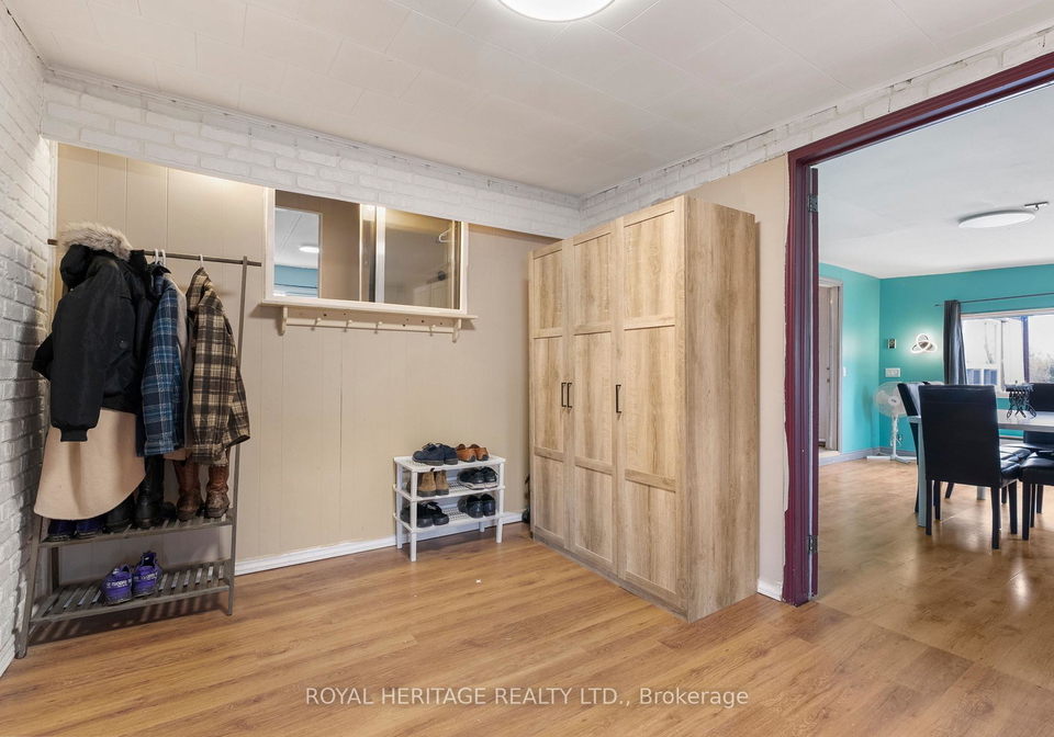 16-fenelon-way-kawartha-lakes-ontario-x12952358