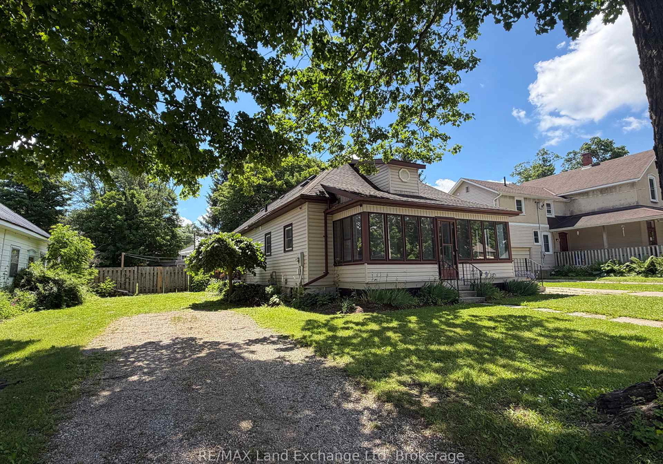 349-shuter-street-north-huron-ontario-x12952582