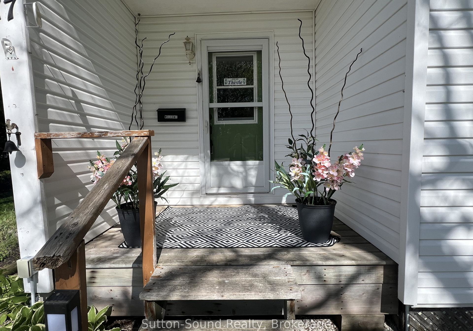127-harvey-street-georgian-bluffs-ontario-x12952672