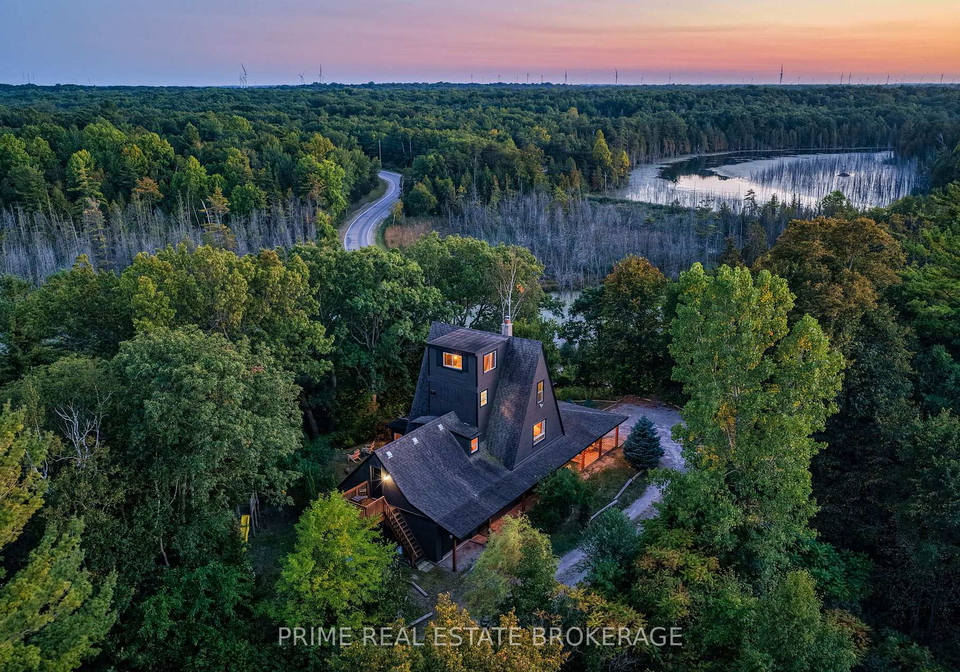 7166-outer-drive-lambton-shores-ontario-x12953012