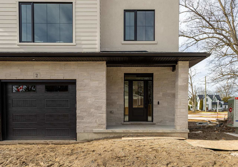 233-upper-queen-street-thames-centre-ontario-x12953138