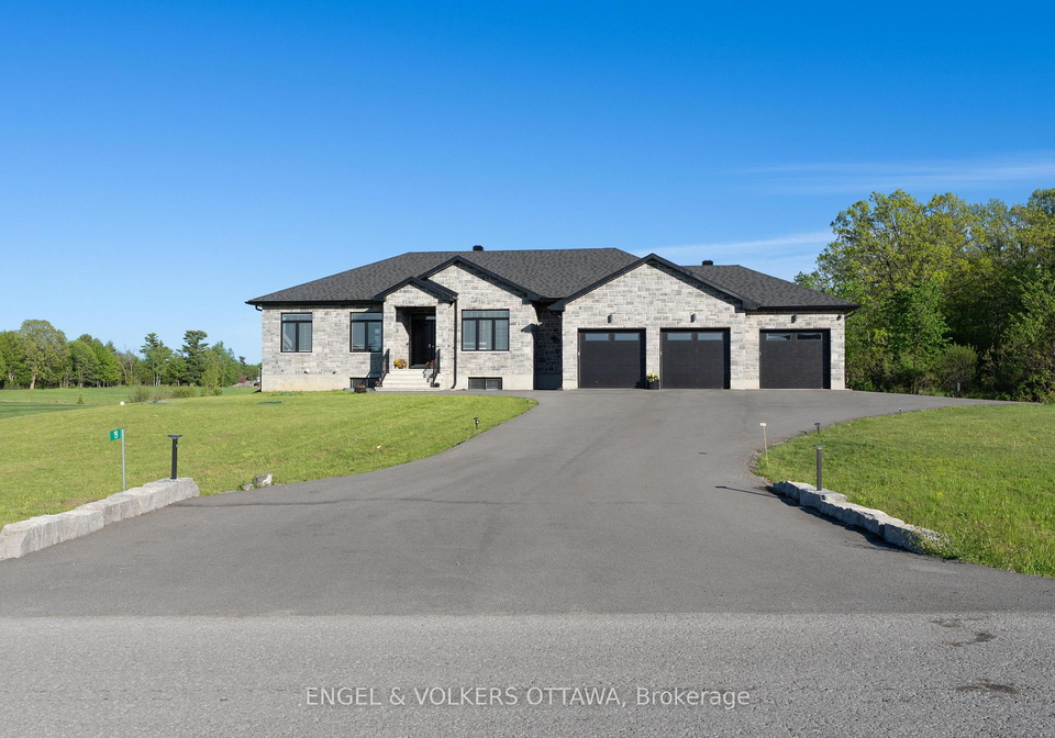 19-synergy-way-kanata-ontario-x12953158