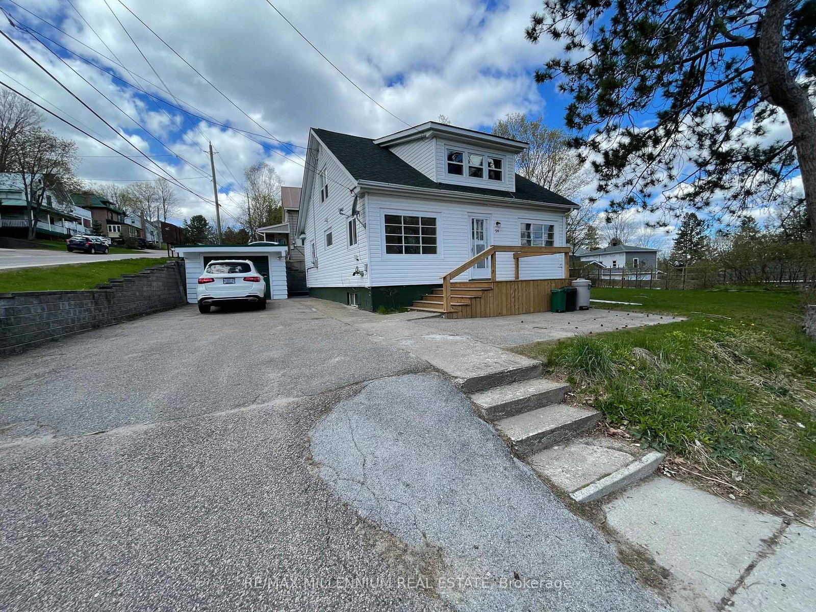 59-west-street-s-huntsville-ontario-x12953206