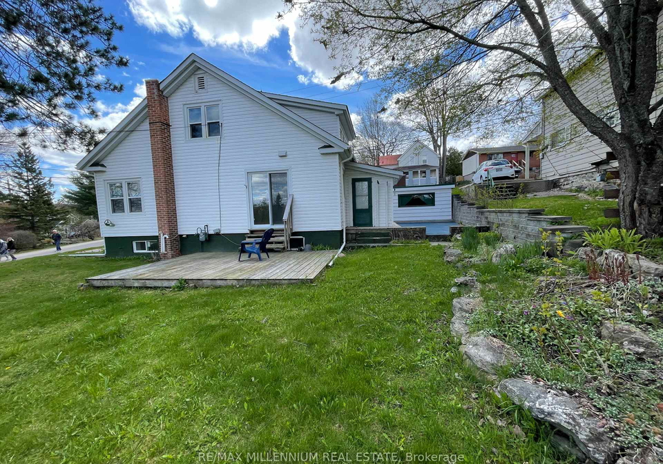 59-west-street-s-huntsville-ontario-x12953206