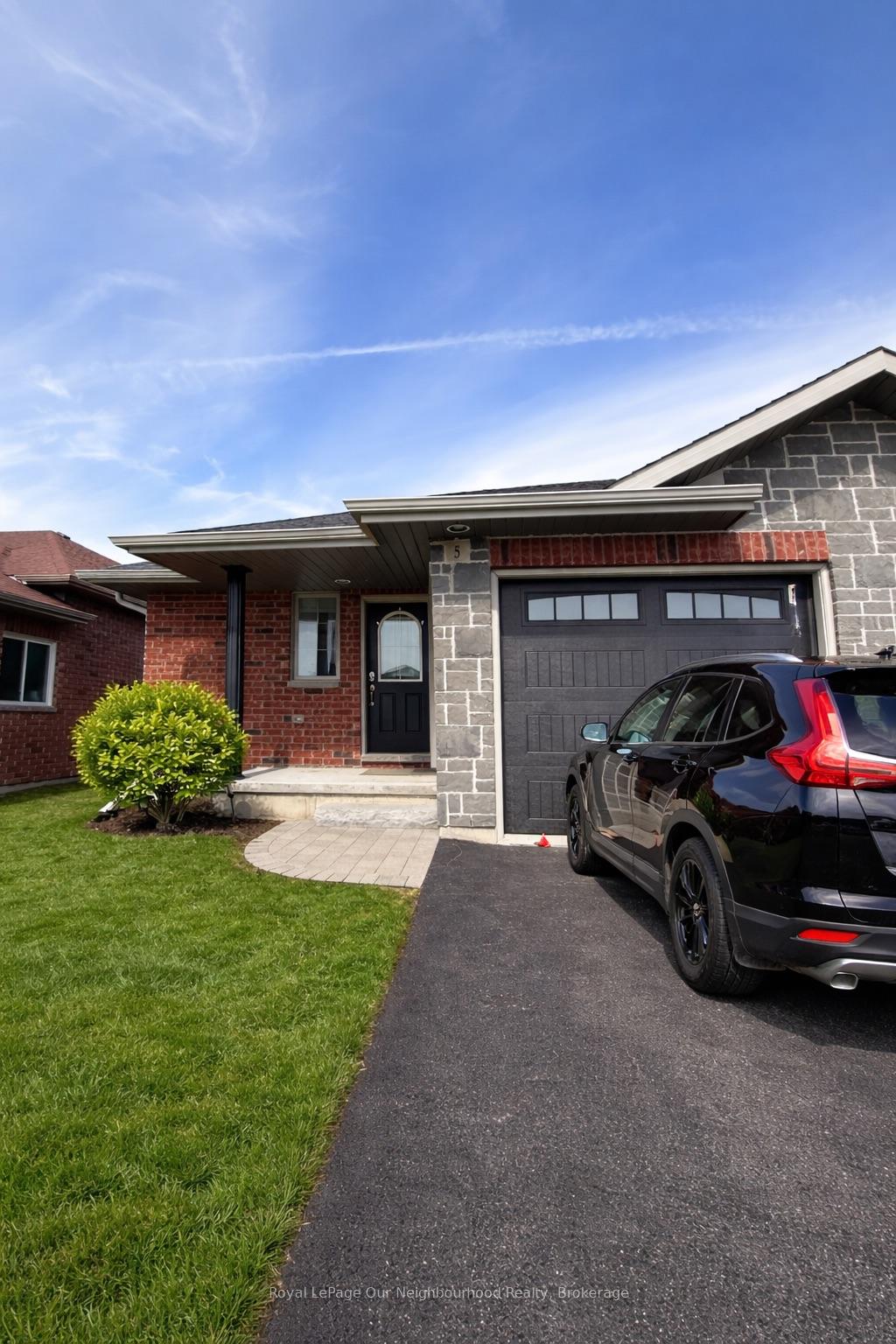 5-mcintosh-crescent-w-quinte-west-ontario-x12953514