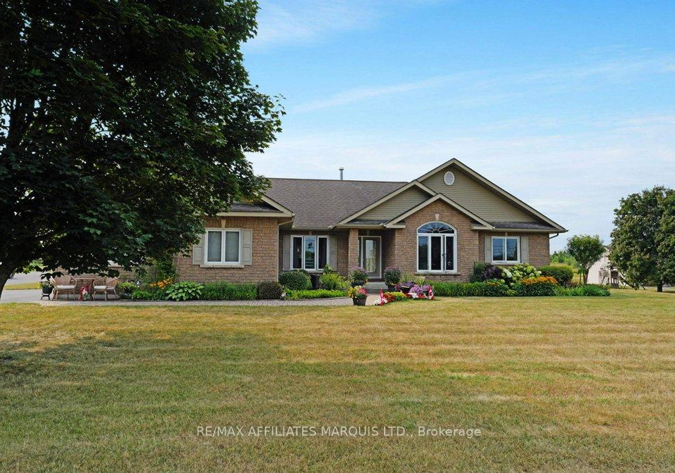 18456-tyotown-road-south-glengarry-ontario-x12953988