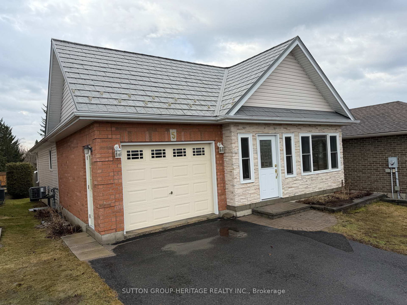 5-susan-court-kawartha-lakes-ontario-x12954042