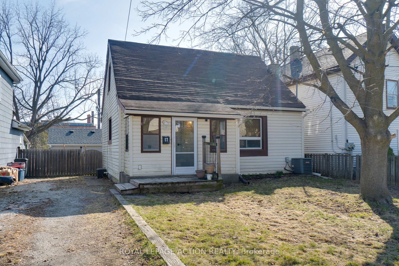 17-drummond-street-brantford-ontario-x12954090