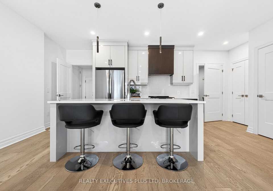 7446-parkside-road-niagara-falls-ontario-x12954188