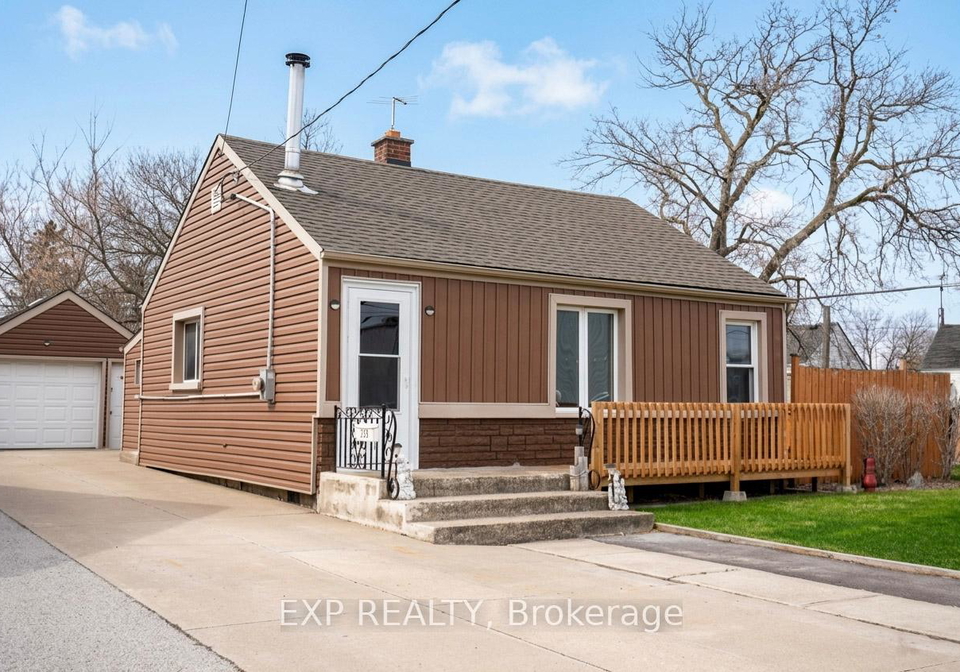 125-grantham-avenue-s-st-catharines-ontario-x12954488