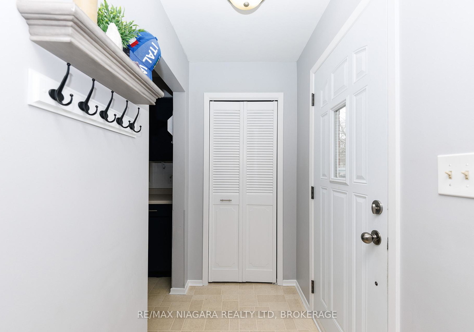 5915-frontenac-street-n-niagara-falls-ontario-x12954518