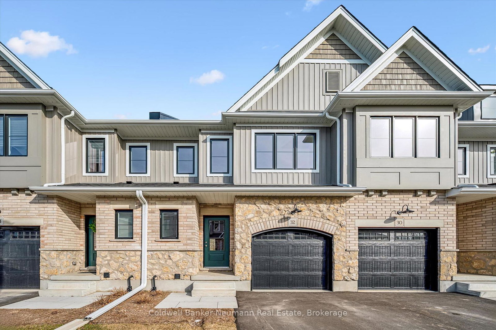 32-fieldstone-lane-centre-wellington-ontario-x12954650