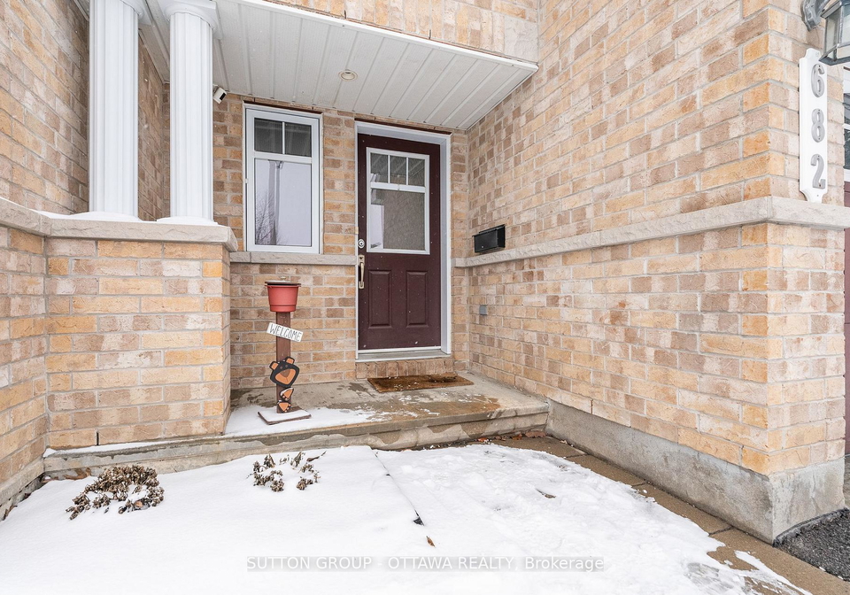 682-paul-metivier-drive-ottawa-ontario-x12955036