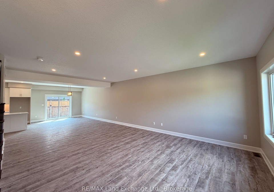 8-golf-links-road-kincardine-ontario-x12955104